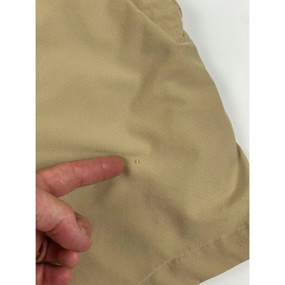 The North Face Mens Horizon Hiking Shorts Tan Khaki Size 36 Nylon Outdoor 6in